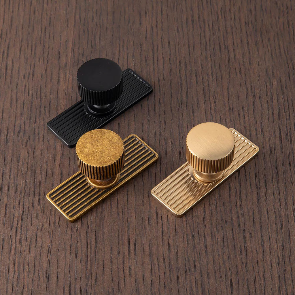 Striped Antique Brass Cabinet Handle , Champagne Gold Wardrobe Knobs